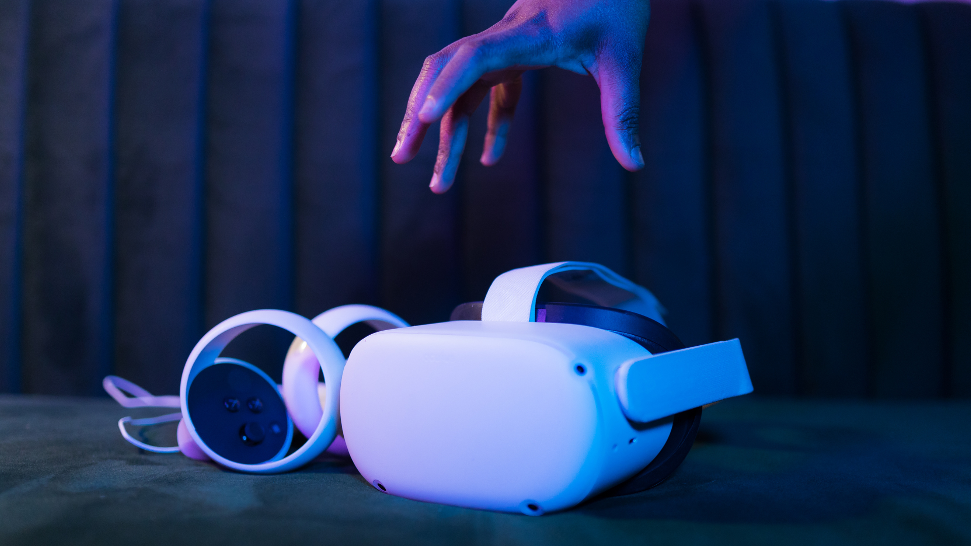 Augmented & virtual reality